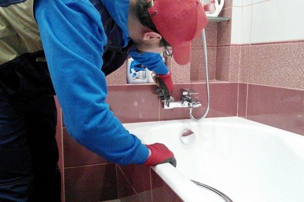 Монтаж ванны
